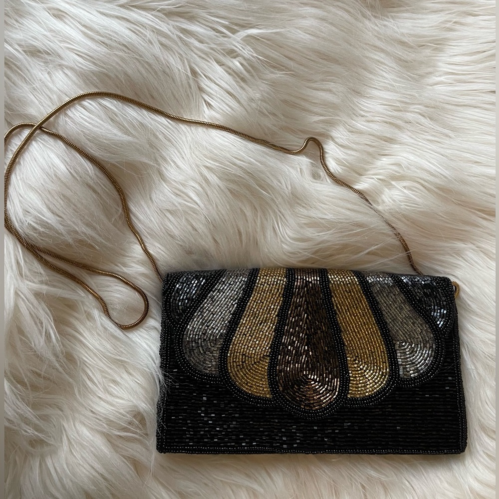 Carol M. Studio Vintage Ombre Scalloped Beaded Shell Clutch with Matching Belt